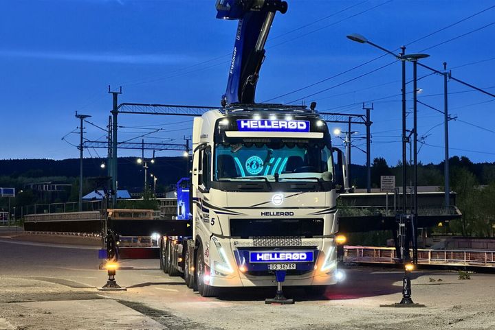 hellerød-transport-volvo-fh5-globetrott (1)