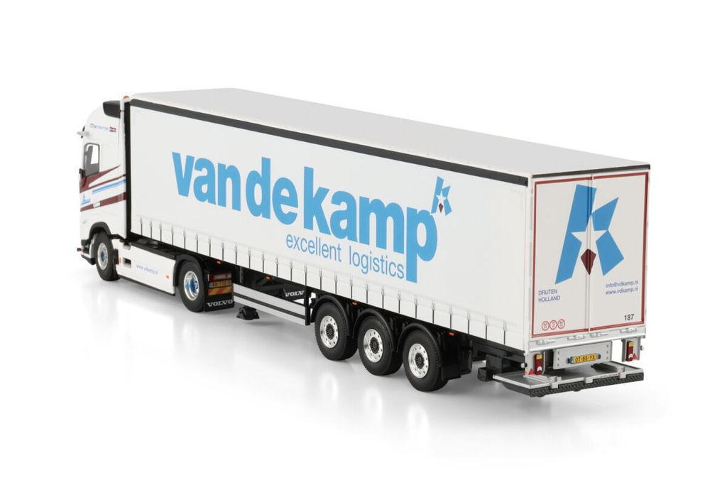 van-de-kamp-volvo-fh-aero-globetrotter-1 (2)
