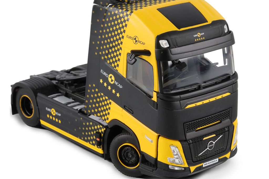 premium-line-volvo-fh-aero-globetrotter-1 (3)