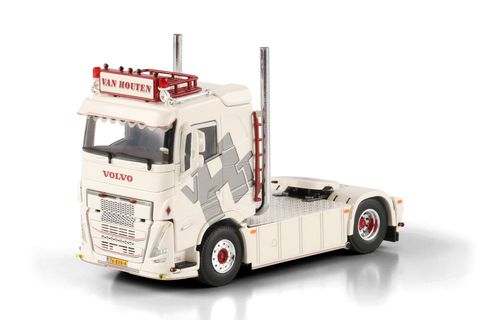 van-houten-volvo-fh5-sleeper-cab-4x2