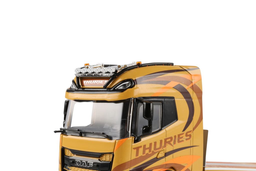 thuries-daf-xg-6x2-twin-steer-flatbed (5)