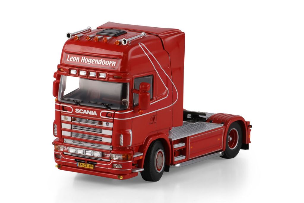 leon-hogendoorn-scania-4-series-topline (6)