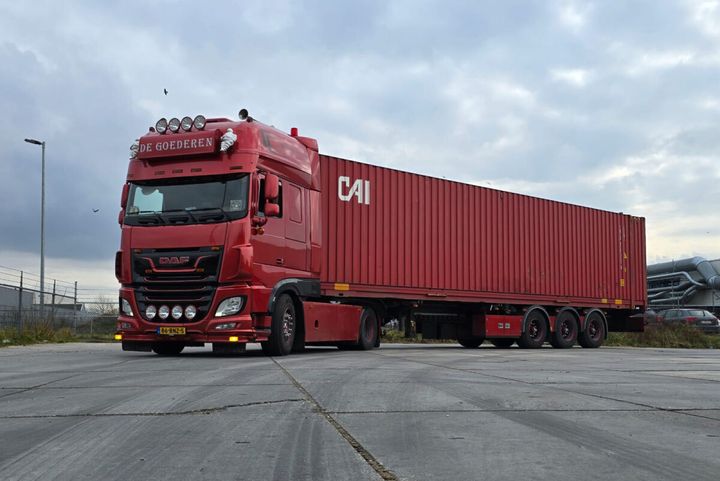 de-goederen-daf-xf-super-space-cab-my20 (1)