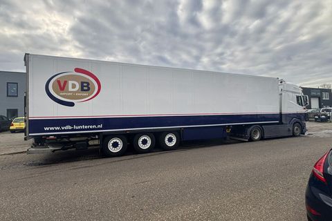 vdb-lunteren-daf-xg-my25-4x2-reefer-tr (1)