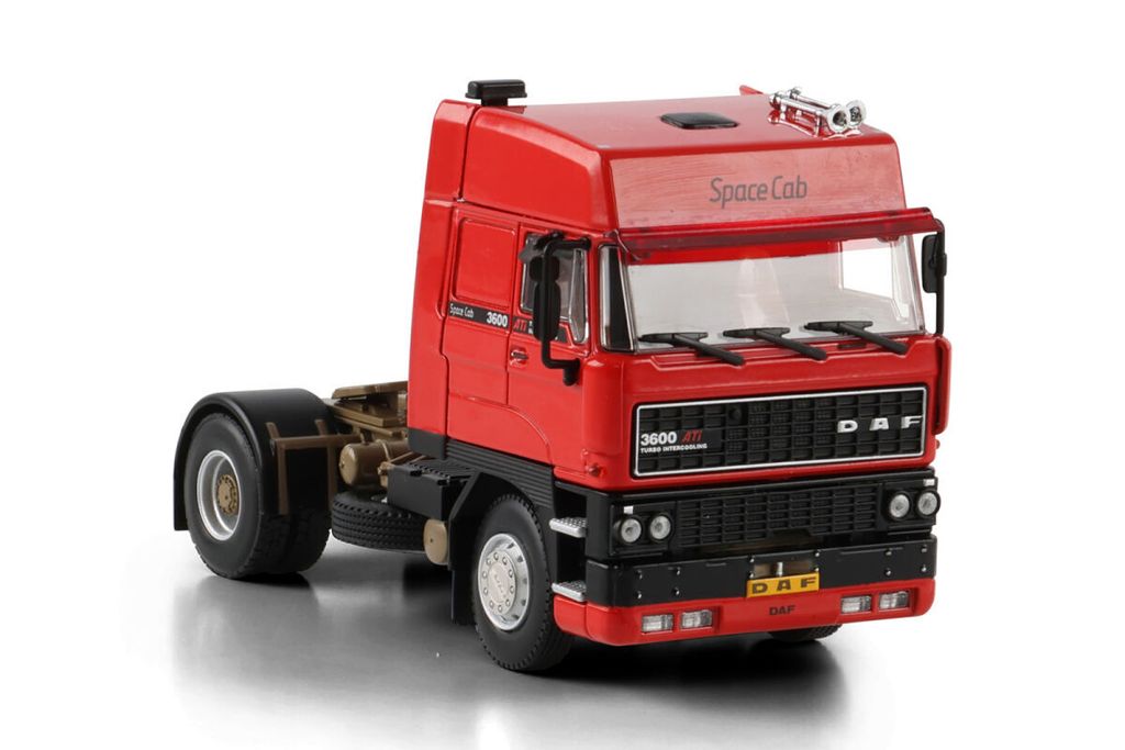 premium-line-daf-3600-space-cab-4x2 (3)