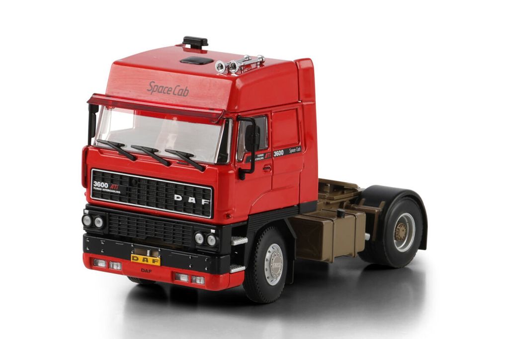 premium-line-daf-3600-space-cab-4x2 (4)