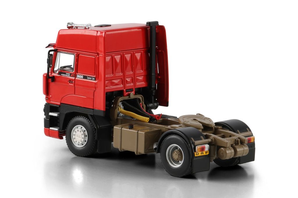 premium-line-daf-3600-space-cab-4x2 (2)