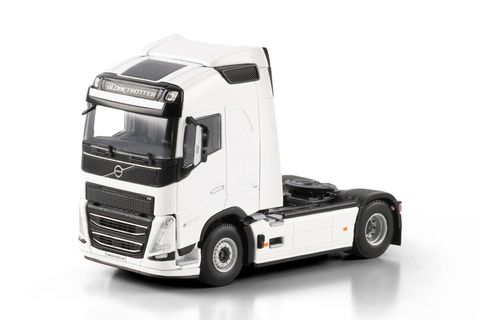 white-line-volvo-fh5-my2024-globetrotte