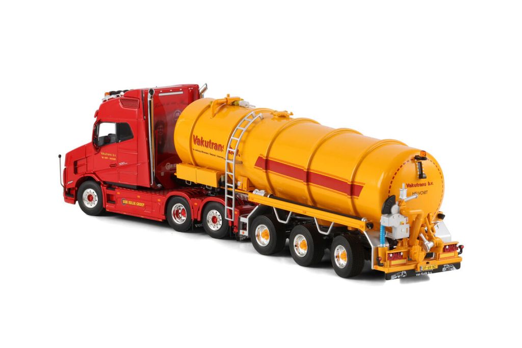vakutrans-vlastuin-vt5-6x2-tag-axle-vac (2)