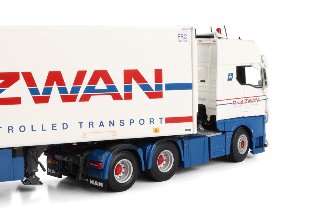 r-v-d-zwan-man-tgx-gx-6x2-tag-axle-re (7)