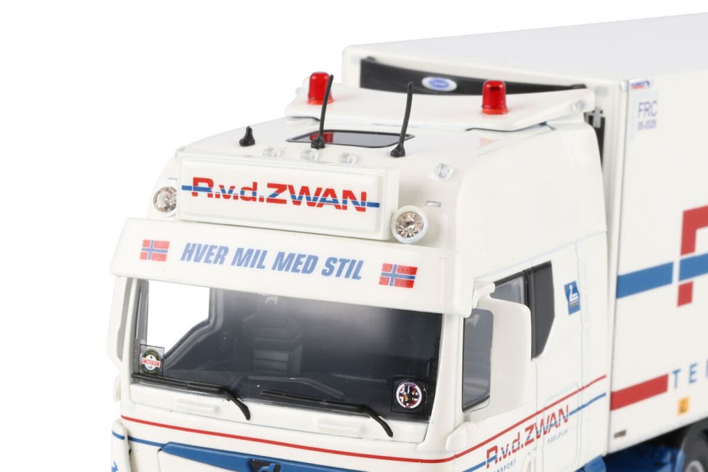 r-v-d-zwan-man-tgx-gx-6x2-tag-axle-re (5)