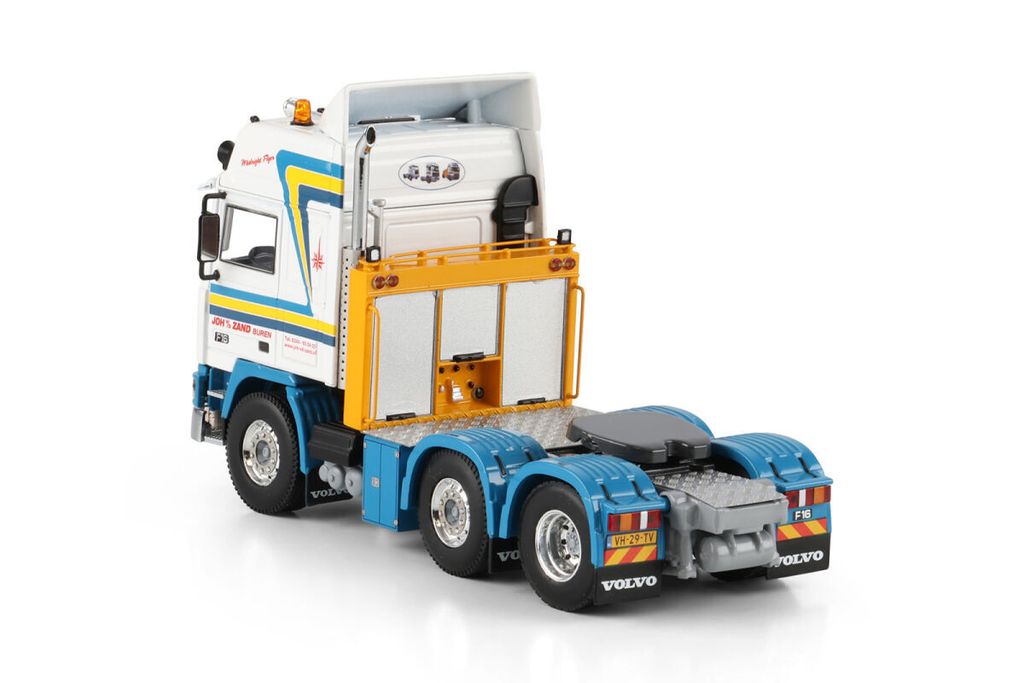 joh-v-d-zand-volvo-f16-globetrotter-6x2 (2)