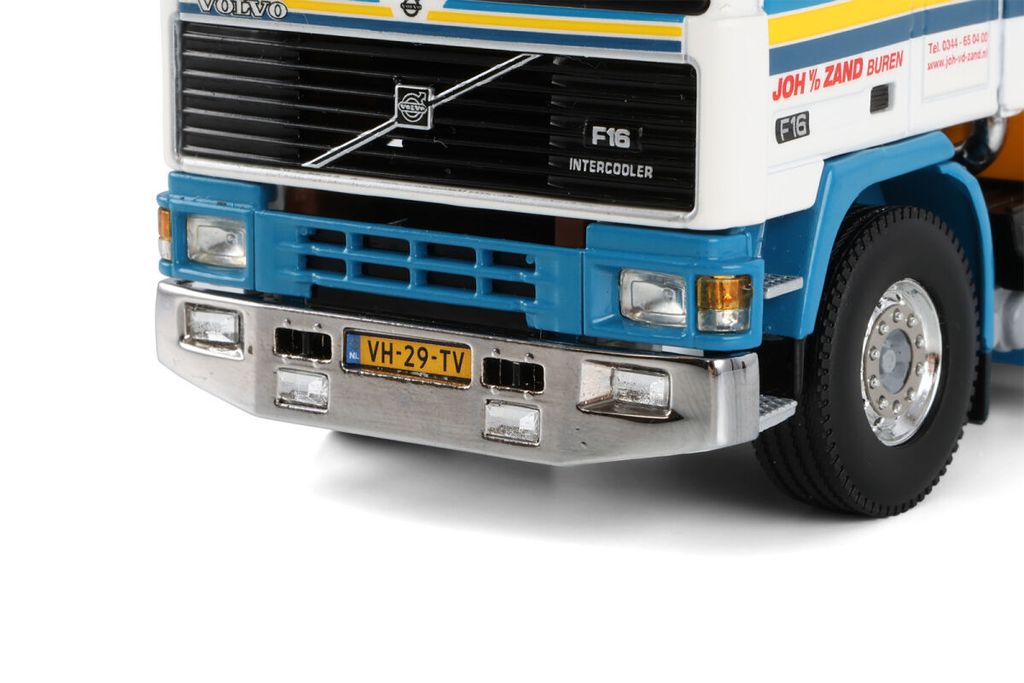 joh-v-d-zand-volvo-f16-globetrotter-6x2 (5)