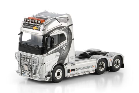 tank-cargo-volvo-fh5-globetrotter-xl-6x