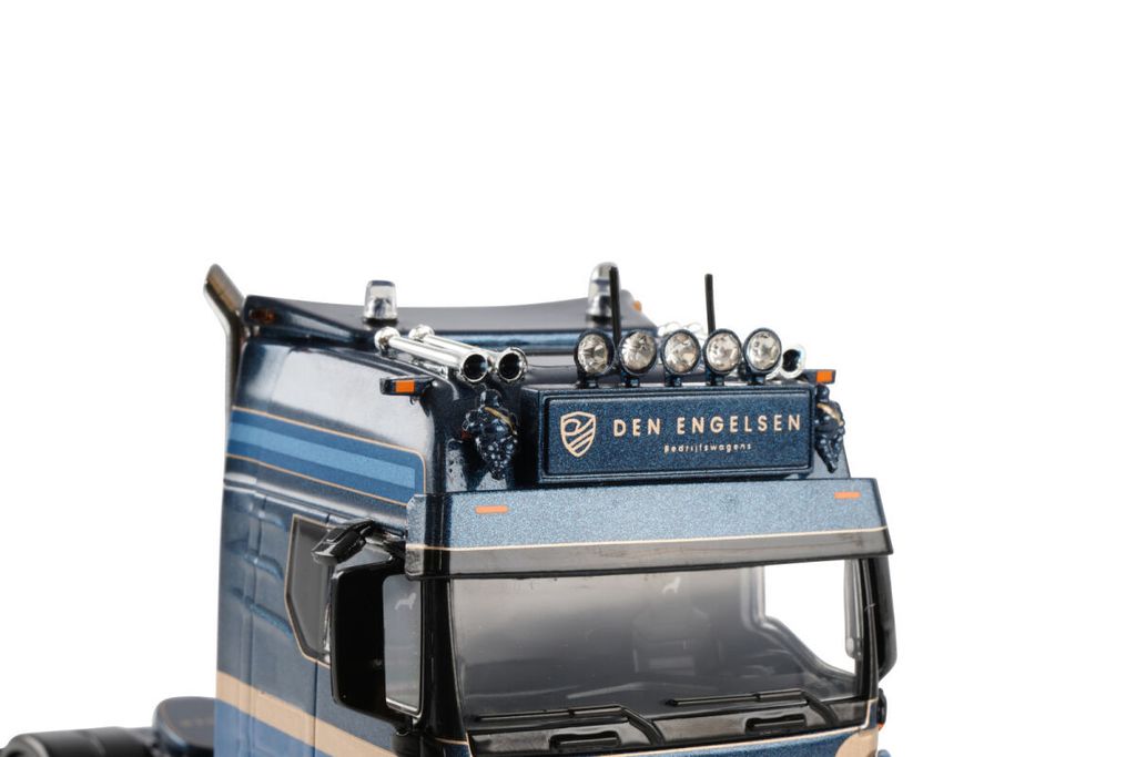 den-engelsen-man-tgx-gx-4x2 (8)