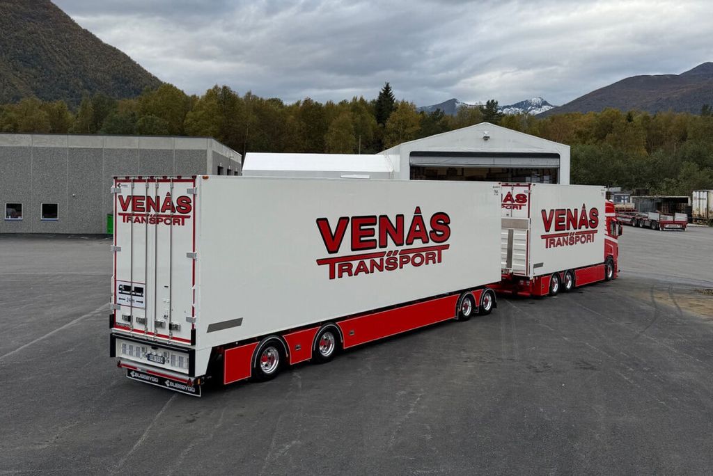 venås-scania-r-highline-cr20h-riged-ree (2)