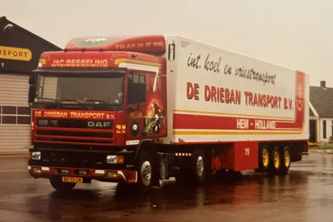 de-drieban-transport-daf-95-space-cab-4
