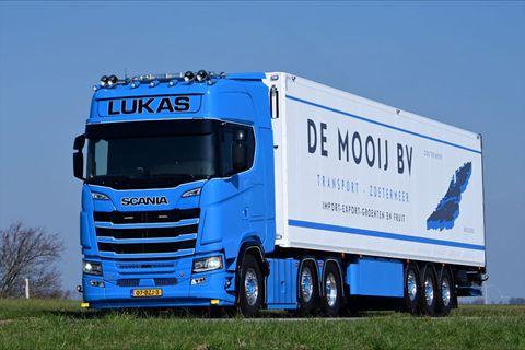 lukas-scania-s-highline-cs20h-6x2-twin