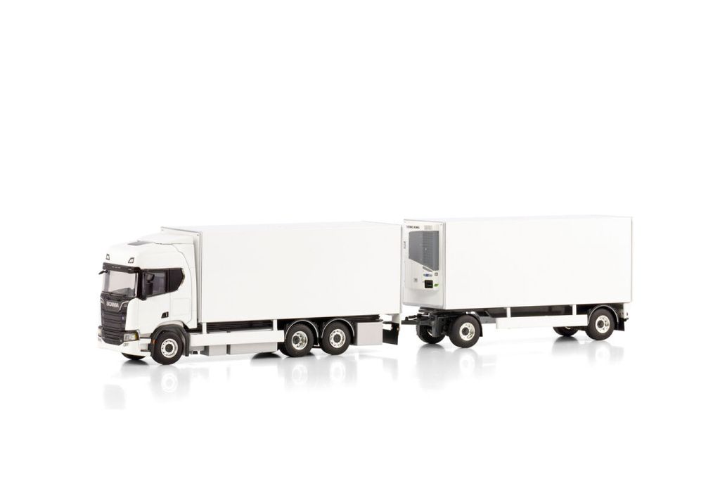 white-line-scania-r-highline-cr20h-6x2-1