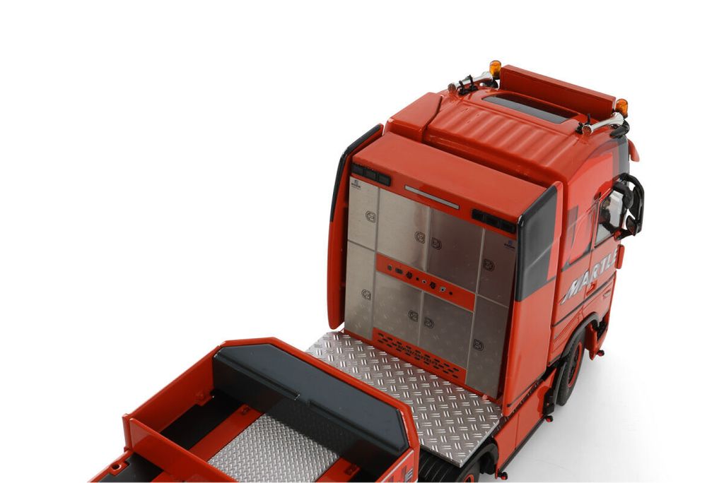 martle-volvo-fh5-globetrotter-8x4-low-l (6)