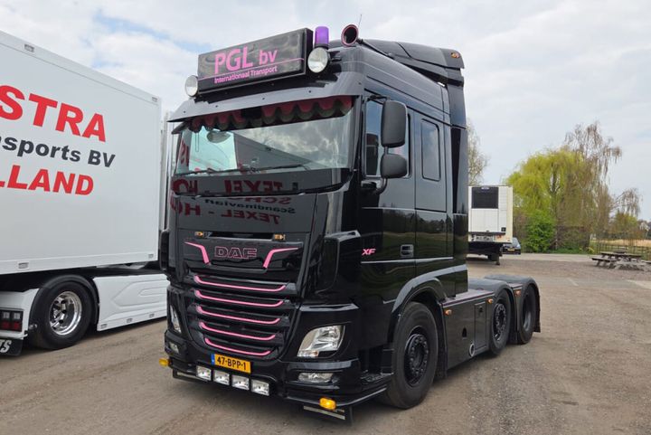 pgl-bv-daf-xf-space-cab-my2017-6x2-twin