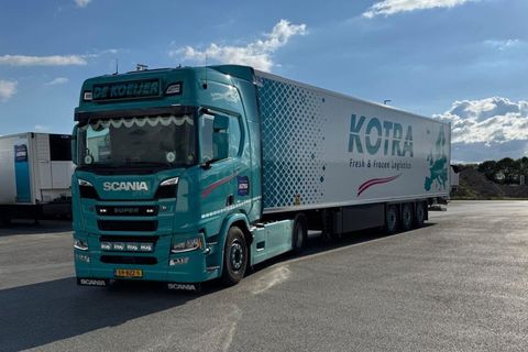 kotra-scania-r-highline-cr20h-4x2-reefe