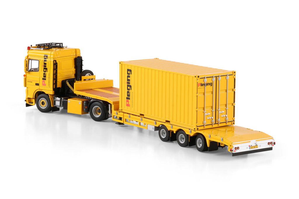 pleging-daf-xf95-space-cab-4x2-semi-low (2)
