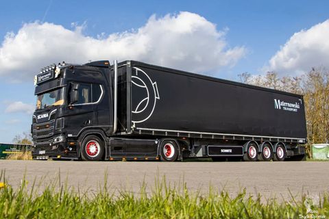 maternowski-scania-r-highline-cr20h-4x2