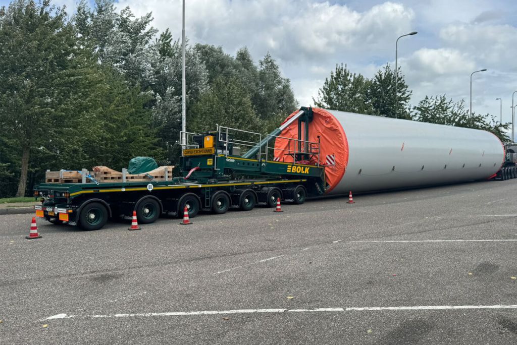 bolk-volvo-fh5-globetrotter-xl-8x4-wind (4)
