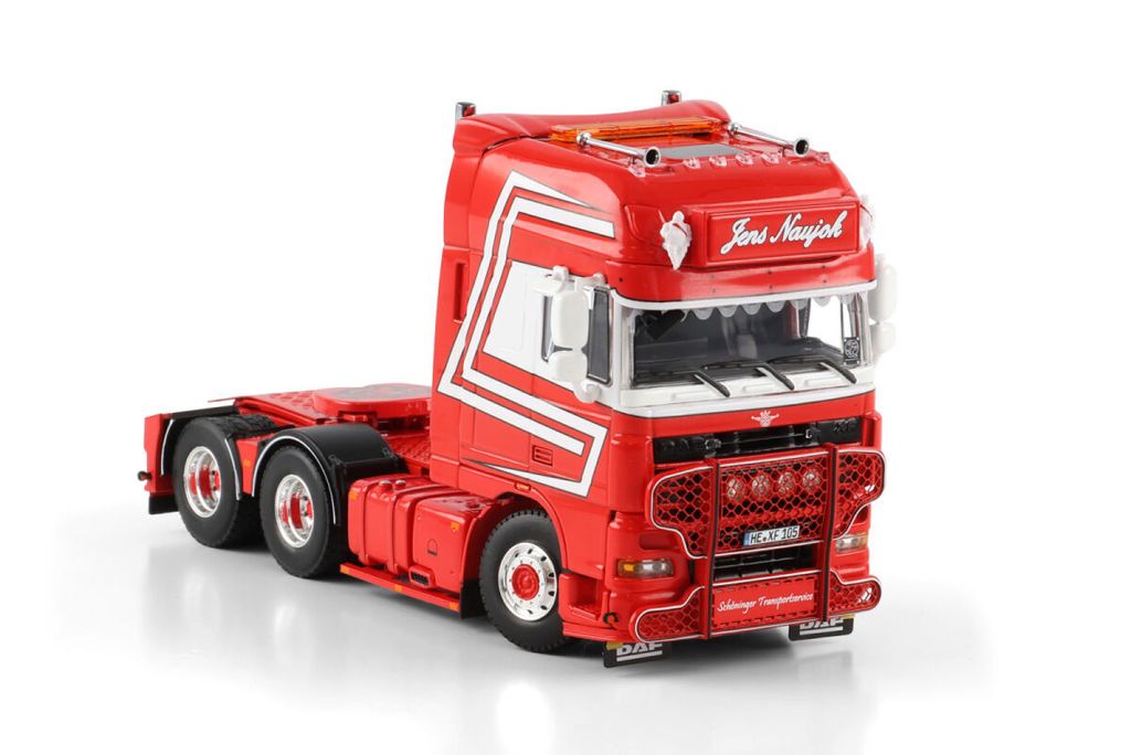 jens-naujok-daf-xf-105-super-space-cab (3)