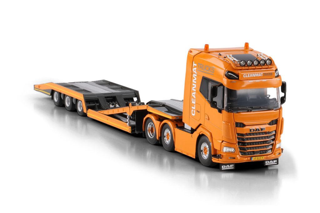 clean-mat-trucks-daf-xg-6x2-twin-steer (3)
