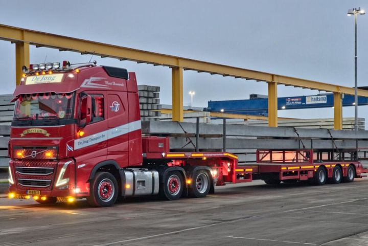 de-jong-transport-volvo-fh5-globetrotte