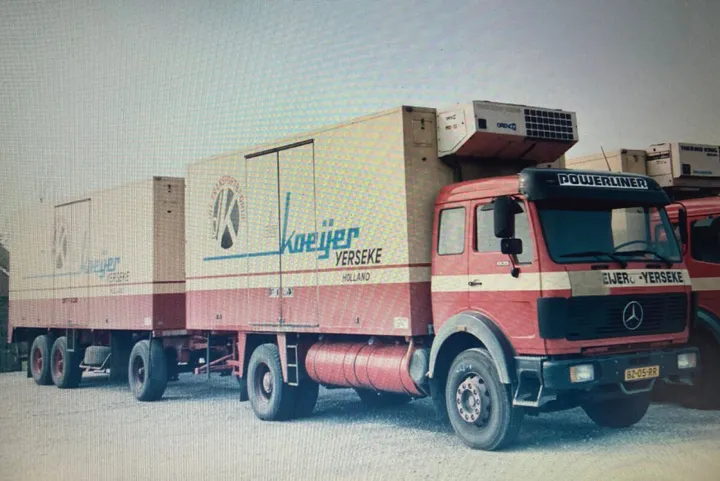 de-koeijer-mercedes-benz-ng-riged-reefe