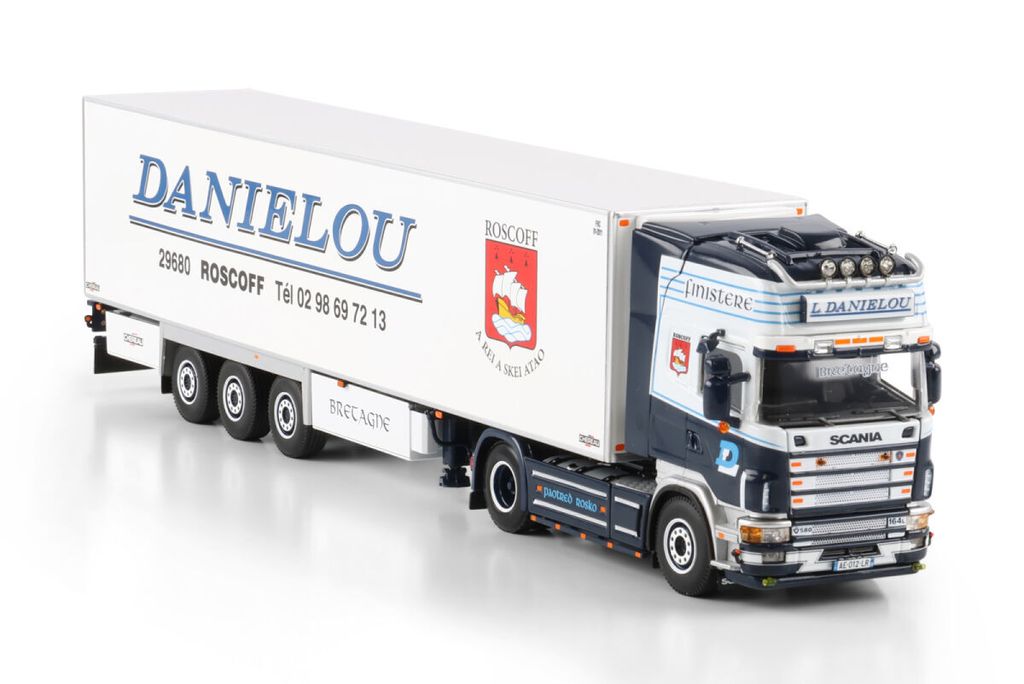 danielou-scania-4-series-topline-4x2-re (3)