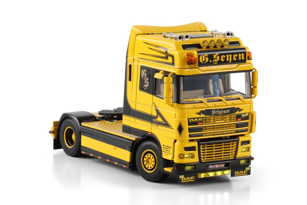 g-seyen-daf-xf95-super-space-cab-4x2 (3)