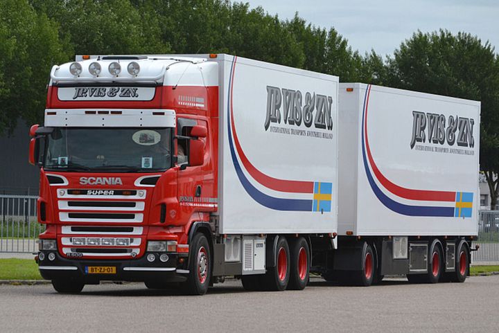 jp-vis-zn-scania-r5-topline-6x2-tag