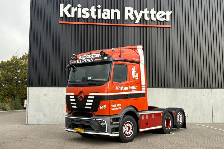 kristian-rytter-mercedes-benz-actros-l