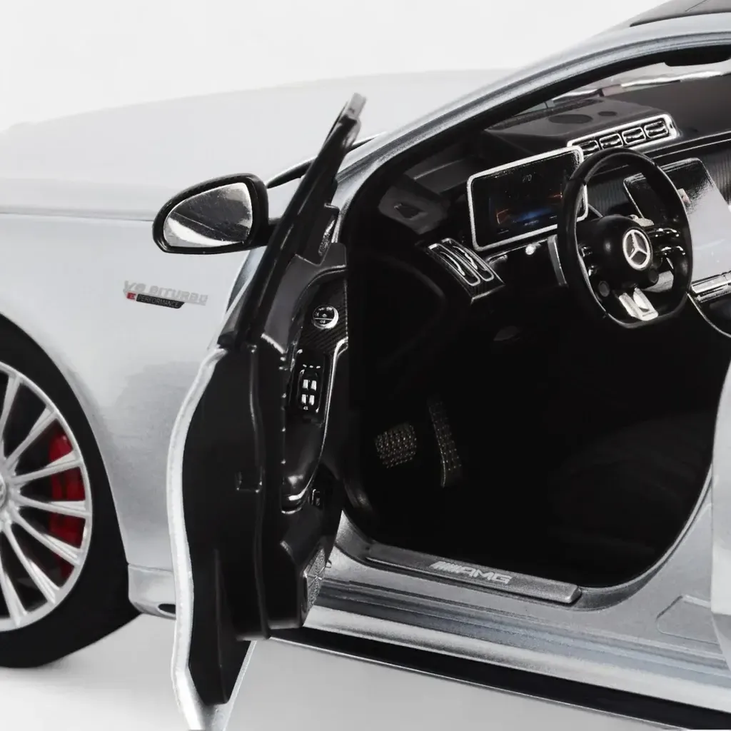 1116-55_Mercedes-AMG_S_63_Detailbild_1