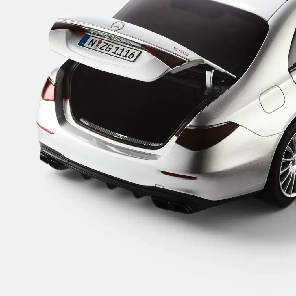 1116-55_Mercedes-AMG_S_63_Detailbild_2