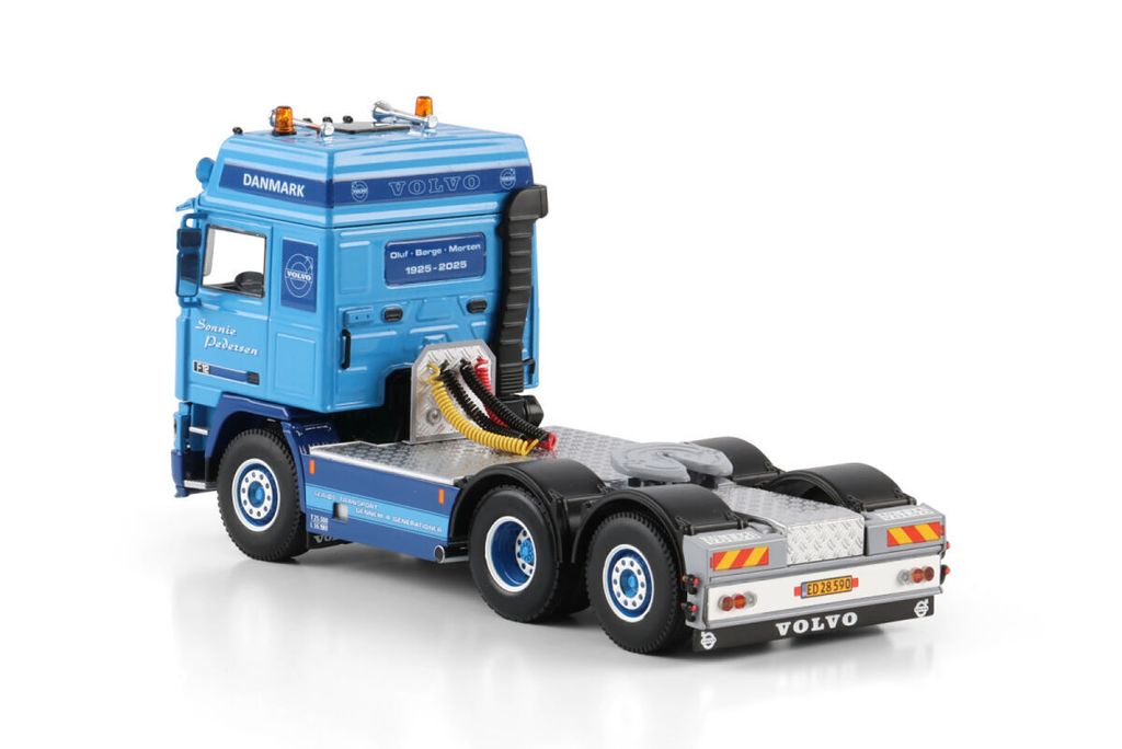 sonnie-pedersen-volvo-f12-globetrotter (2)