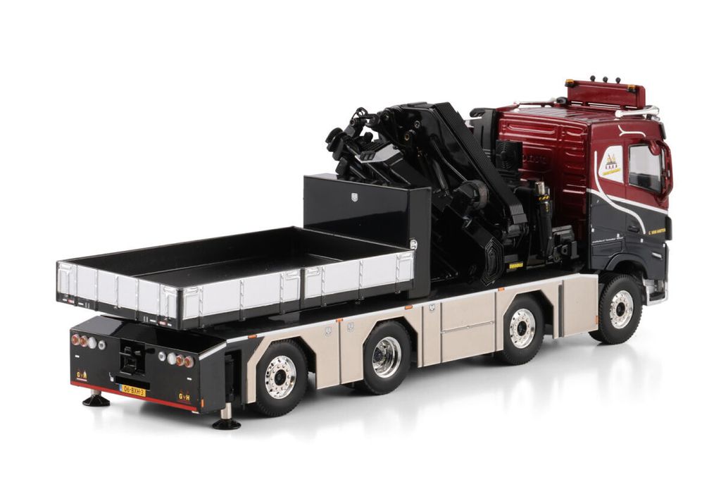 g-van-harten-volvo-fh5-sleeper-cab-8x2 (1)