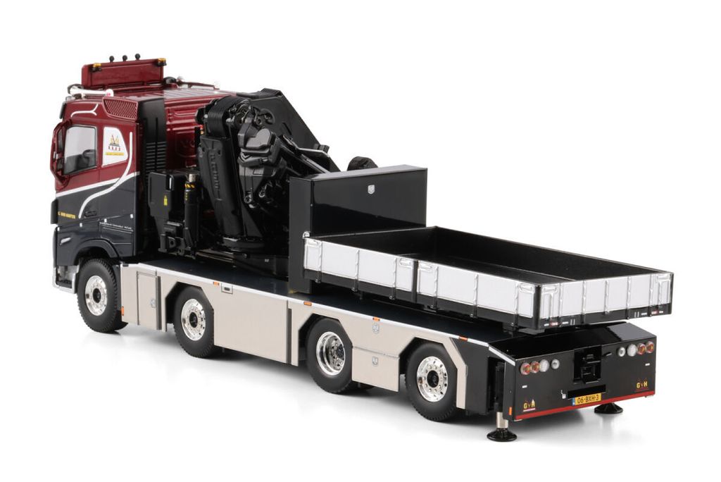 g-van-harten-volvo-fh5-sleeper-cab-8x2 (2)