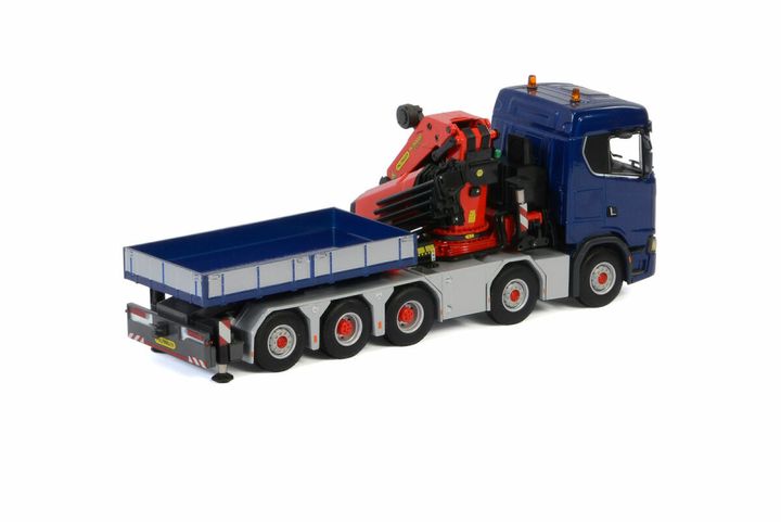 premium-line-scania-s-highline-cs20h-10