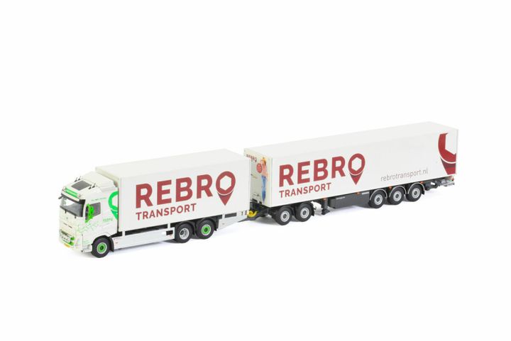 rebro-transport-volvo-fh05-globetrotter