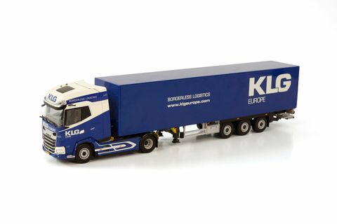 klg-europe-daf-xg-4x2-box-trailer-3