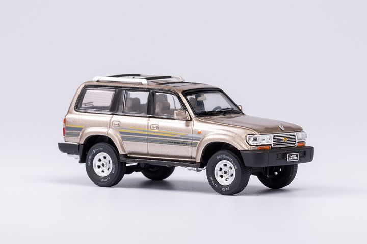 toyota-land-cruiser-j8-gold