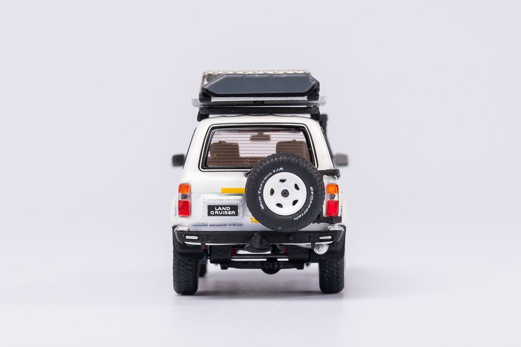 toyota-land-cruiser-j8-white-with-roof-rack (3)