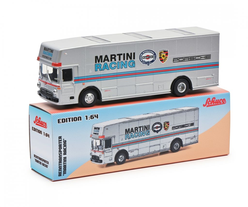 race-transporter-martini-1-64-452027400-en_00