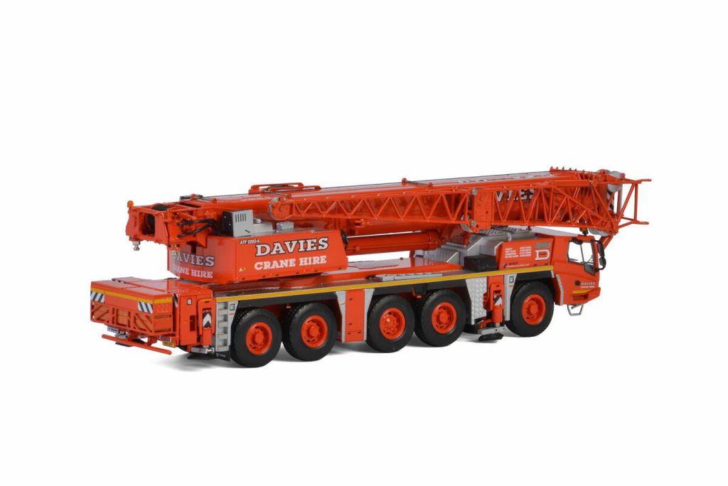 davies-crane-hire-tadano-atf-220g-5-euro (2)