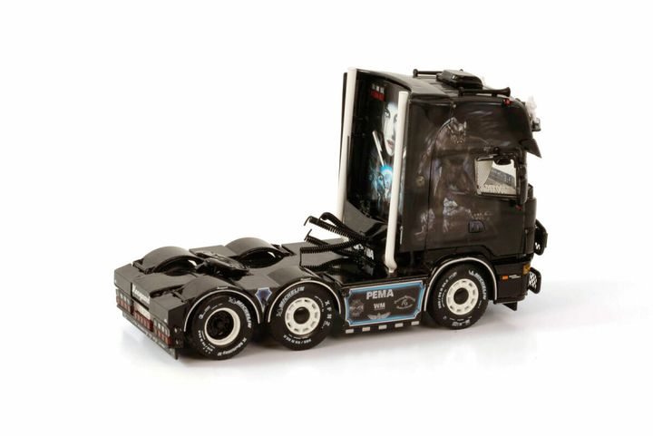 moesgaard-scania-r4-topline-6x2-twin-st (1)